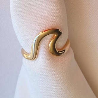 Detalhes do produto Anel Onda Folheado a Ouro