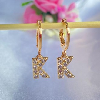 Detalhes do produto Brinco Argola Letra K Cravejado com Zircônia Folheado a Ouro