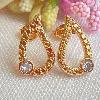 Detalhes do produto Brinco Gota Cravejado com Zircônia Folheado a Ouro