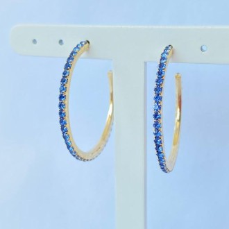 Detalhes do produto Brinco Argola Cravejada Cristal Azul, Folheado a Ouro
