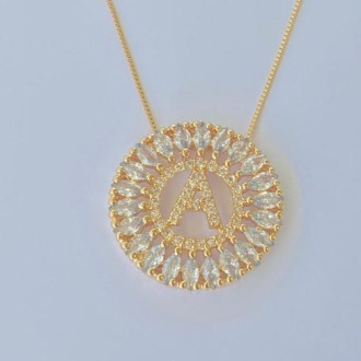 Detalhes do produto Gargantilha Mandala Letra A Cravejado Zircônia