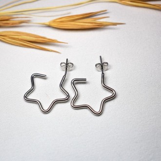 Detalhes do produto Brinco Argola Estrela Folheado a Ouro 18K