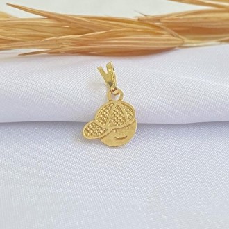 Detalhes do produto Pingente Rosto Menino com Boné Folheado a Ouro 18K