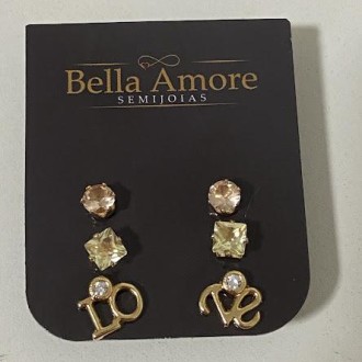Detalhes do produto Brinco Trio Zircônias Folheado a Ouro 18K