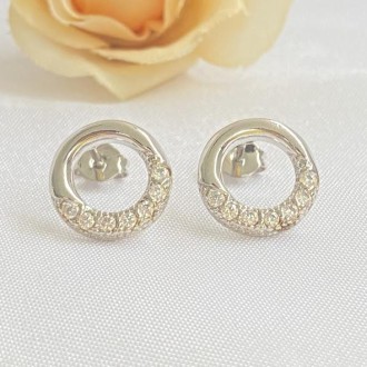 Detalhes do produto Brinco Redondo Cravejado com Zircônias Folheado a Rhodium Branco