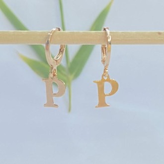 Detalhes do produto Brinco Argola Iniciais Letra P, Folheado a Ouro 18K