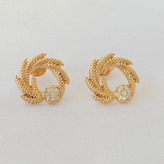 Detalhes do produto Brinco Cravejado com Zircônias Folheado a Ouro 18K