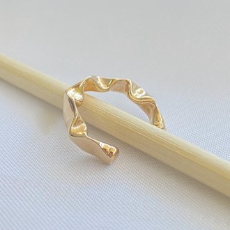 Detalhes do produto Piercing Fake Amassado Grande Folheado a Ouro 18K