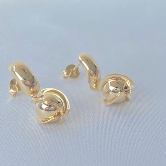 Detalhes do produto Brinco Bola Revestida Folheado a Ouro 18K