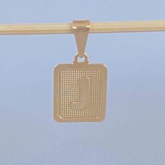 Detalhes do produto Pingente Placa Letra J Folheado a Ouro 18K