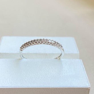 Detalhes do produto Anel Aparador Cravejado com Zircônias Prata 925