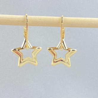 Detalhes do produto Brinco Argola com Trava Estrela Vazada, Folheado a Ouro 18K