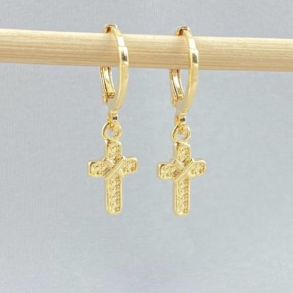 Detalhes do produto Brinco Argola Cruz, Folheado a Ouro 18K