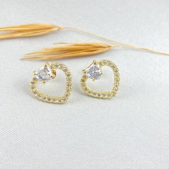 Detalhes do produto Brinco Coração Cravejado Zircônias, Folheado a Ouro 18K