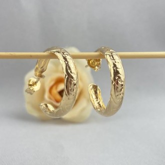 Detalhes do produto Brinco Argola Trabalhada Folheado a Ouro 18K