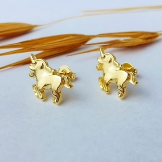 Detalhes do produto Brinco Unicórnio Folheada a Ouro 18K