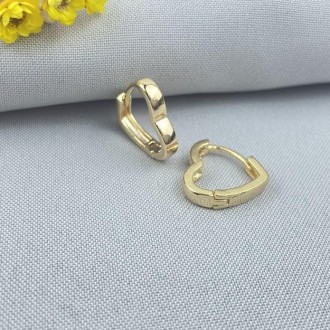 Detalhes do produto Brinco Argola Click Coração 15mm, Folheado a Ouro 18K
