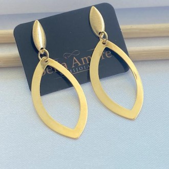Detalhes do produto Brinco Navete Vazado Folheado a Ouro 18K, 4cm
