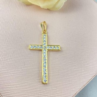Detalhes do produto Pingente Cruz Cravejado com Zircônias, Folheada a Ouro 18K