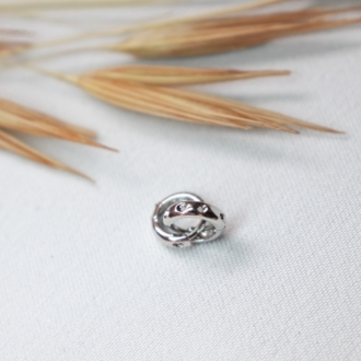 Detalhes do produto Brinco Argolinha Click Folheado a Rhodium Branco