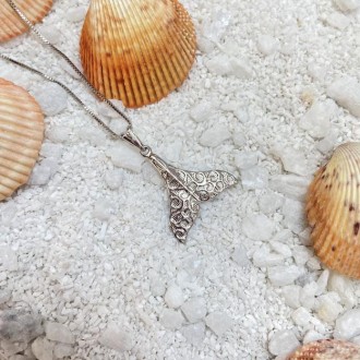 Detalhes do produto Gargantilha cauda de sereia, banhado a rhodium branco