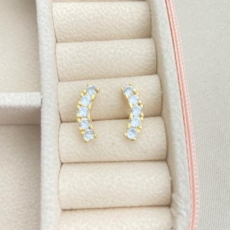 Detalhes do produto Brinco ear curff cravejados com zircônias banhado a ouro 18k