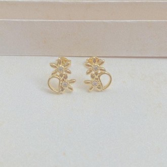 Detalhes do produto Brinco flores cravejado zircônias, banhado a ouro 18k