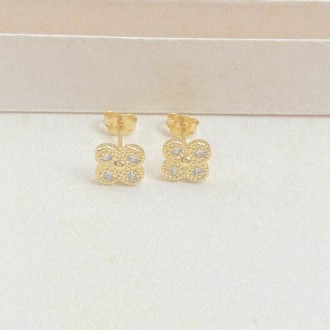 Detalhes do produto Brinco trevo vintage cravejado zircônias, banhado a ouro 18k
