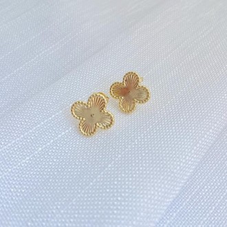 Detalhes do produto Brinco trevo vintage banhado a ouro 18k