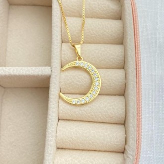 Detalhes do produto Gargantilha lua cravejado com zircônias banhado a ouro 18k