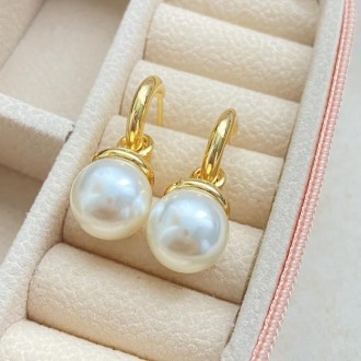 Detalhes do produto Brinco de argola com pérolas, banhado a ouro 18k