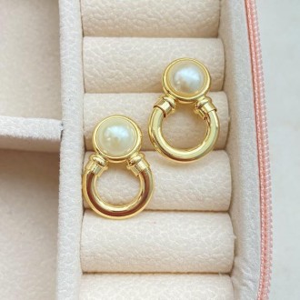 Detalhes do produto Brinco de pérola banhado a ouro 18k