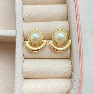 Detalhes do produto Brinco de pérola banhado a ouro 18k