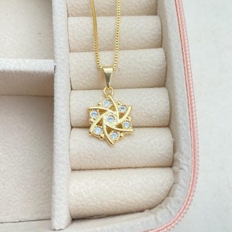 Detalhes do produto Gargantilha cravejado com zircônias, banhado a ouro 18k