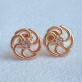 Brinco flor cravejado zircônias folheado a ouro